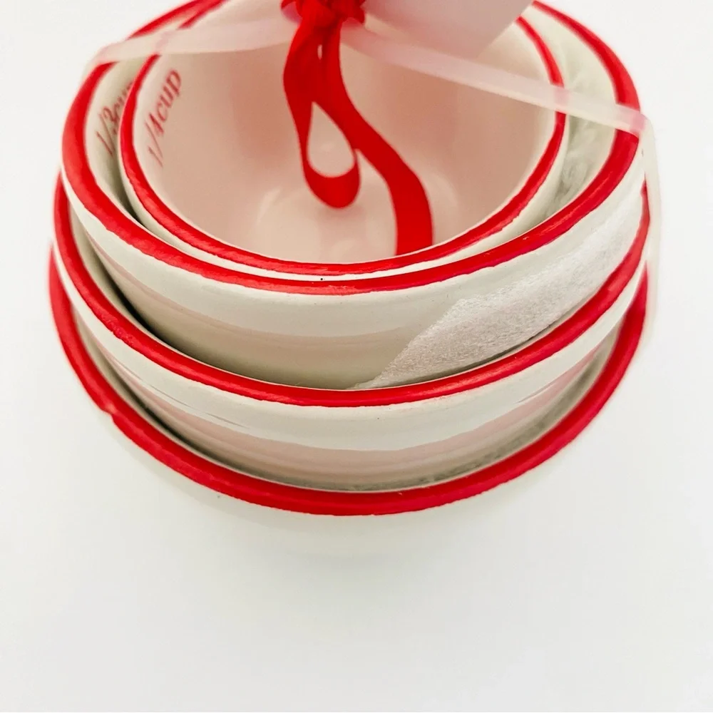 Sleigh Hill Trading Company Christmas Holiday Penguin Measuring Cups Set NWT